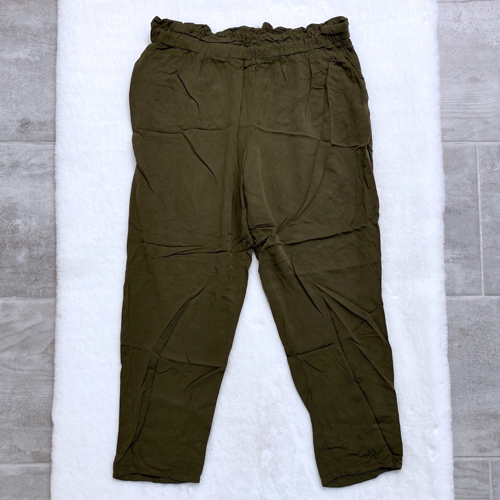 MY MICHELLE Seaweed Green Ankle Pants